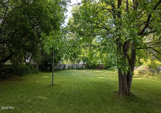 Photo 4 of Sale Pending at 128 Putnam Rd, Schenectady, NY 12306 | MLS# 202621497 | Listing updated on 2026-07-30