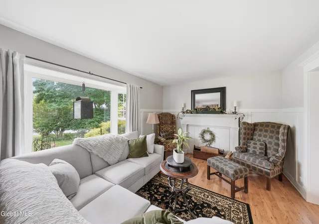 5th image of 33 Sheffield Dr, Delmar, NY 12054 | MLS# 202621495
