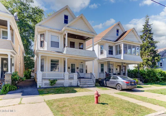 2nd image of 1810 Campbell Ave, Schenectady, NY 12306 | MLS# 202621524