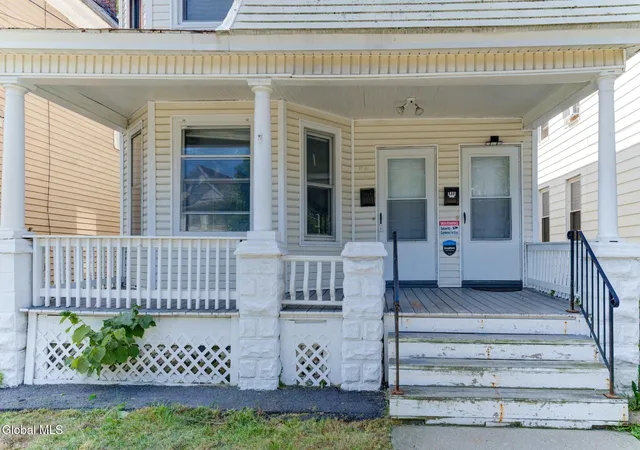 4th image of 1810 Campbell Ave, Schenectady, NY 12306 | MLS# 202621524
