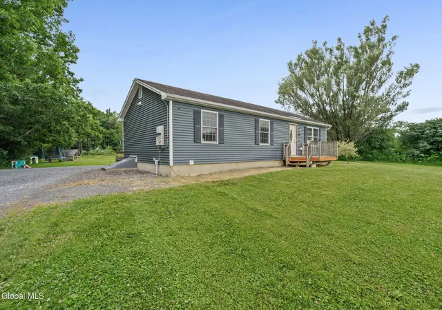 Photo 3 of Sale Pending at 579 S Kelley Rd, Schenectady, NY 12306 | MLS# 202621674 | Listing updated on 2026-07-29