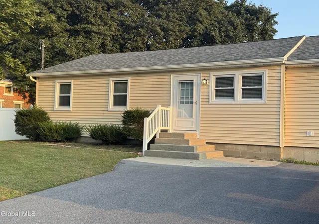 3rd image of 82 East St, Fort Edward, NY 12828 | MLS# 202621616