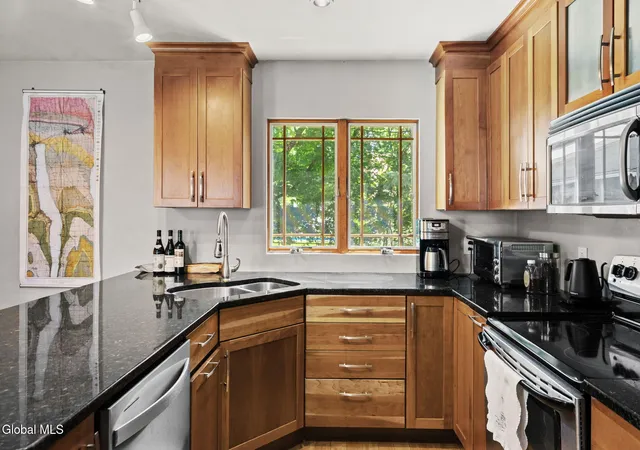 Photo 2 of Single family home for sale at 43 William St, Kinderhook, NY 12106 | MLS# 202621723 | Listing updated on 2026-09-20