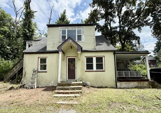 1st image of 14 Magurno Ln, Poughkeepsie, NY 12603 | MLS# 202621747