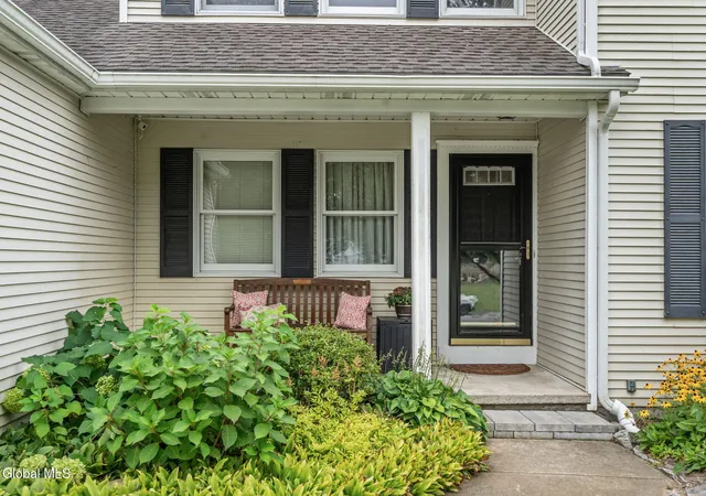 Photo 3 of Sale Pending at 4204 Bostonian Dr, Guilderland, NY 12306 | MLS# 202624885 | Listing updated on 2026-09-06