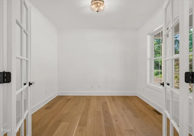 Photo 3 of Single family home for sale at 1613 Best Rd, Rensselaer, NY 12144 | MLS# 202621750 | Listing updated on 2026-10-04