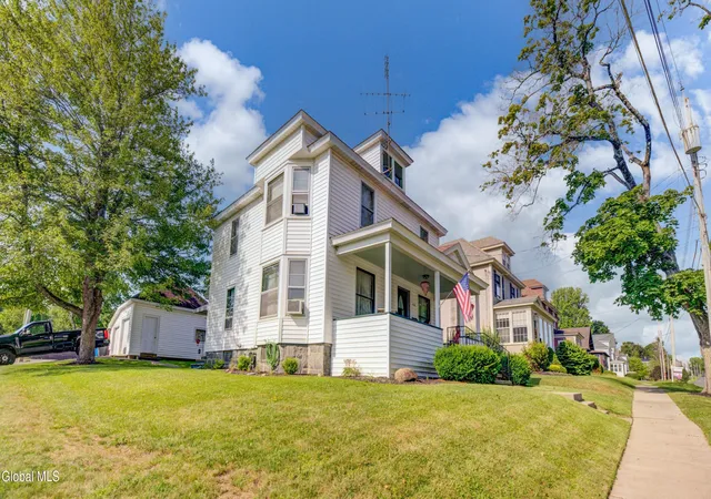 Photo 3 of Single family home for sale at 408 Prospect St, Johnstown, NY 12095 | MLS# 202621725 | Listing updated on 2026-09-14