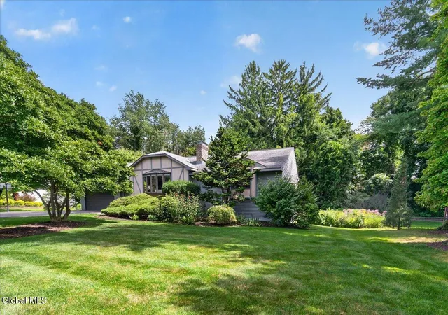 Photo 1 of Sale Pending at 11 Laurel Dr, Colonie, NY 12211 | MLS# 202624888 | Listing updated on 2026-09-02