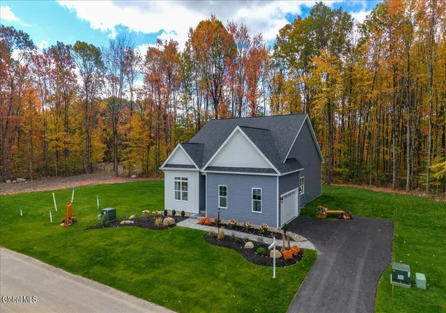 Photo 1 of Single family home for sale at 9 Kenzie Ct, Ballston, NY 12020 | MLS# 202622273 | Listing updated on 2026-10-29