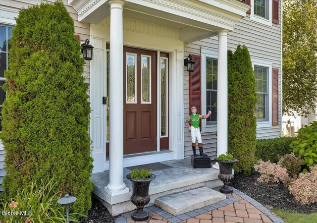 Photo 3 of Sale Pending at 18 Heather Dr, Clifton Park, NY 12065 | MLS# 202624891 | Listing updated on 2026-09-11