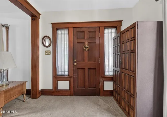 Photo 4 of Sale Pending at 3 Sard Rd, Albany, NY 12209 | MLS# 202624043 | Listing updated on 2026-09-29
