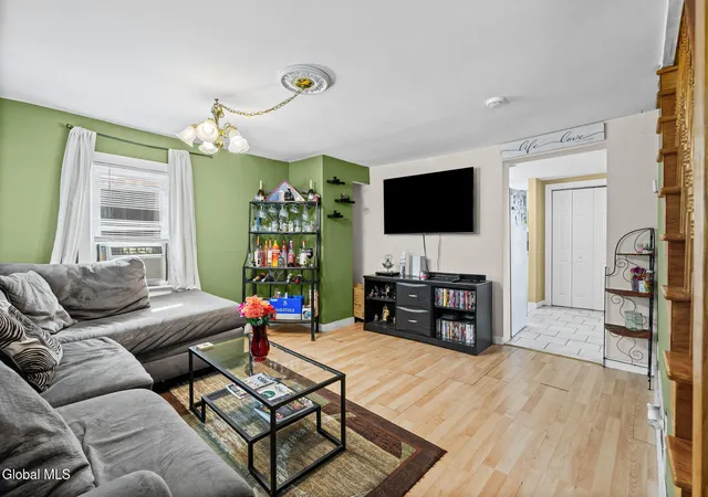 Photo 3 of Single family home for sale at 462 State Route 146, Altamont, NY 12009 | MLS# 202622537 | Listing updated on 2026-09-18