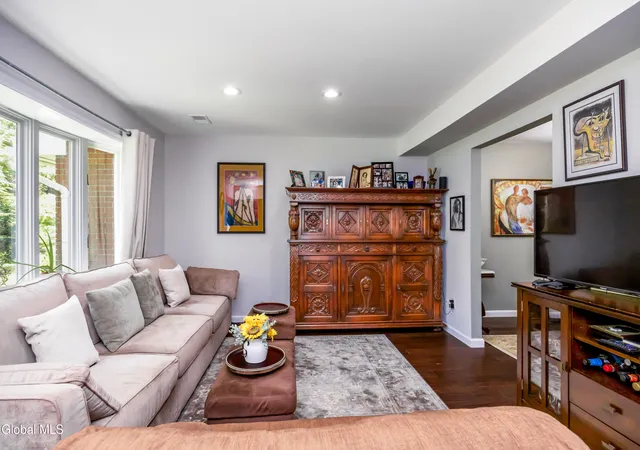 Photo 3 of Townhouse for sale at 165 Hague Blvd # B, Glenmont, NY 12077 | MLS# 202622778 | Listing updated on 2026-09-16