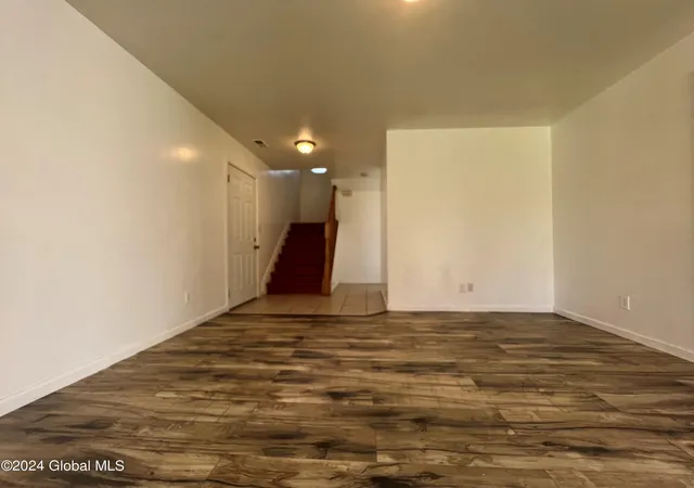 Photo 2 of Single family home for sale at 313 Chiswell Rd, Schenectady, NY 12304 | MLS# 202625087 | Listing updated on 2026-09-14