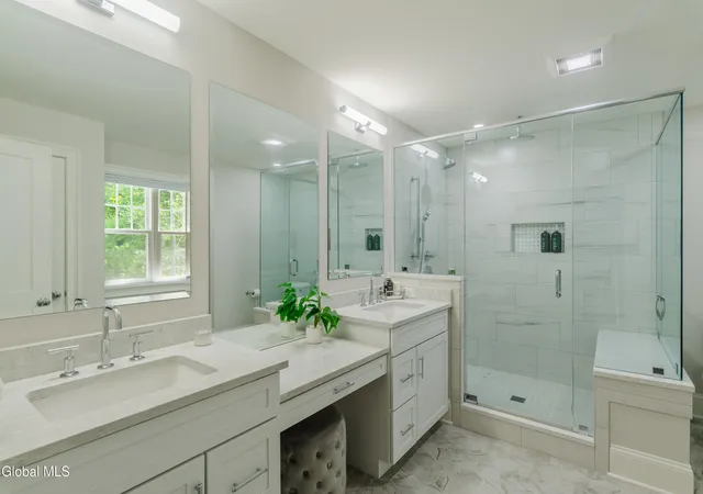 Photo 3 of Single family home for sale at 3 Catalina Dr, Milton, NY 12020 | MLS# 202624999 | Listing updated on 2026-08-29
