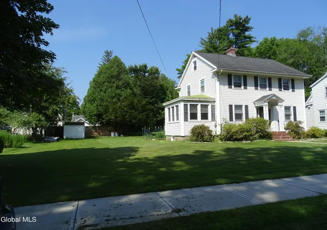 Photo 3 of Single family home for sale at 17 Bedell Ave, Bethlehem, NY 12054 | MLS# 202624950 | Listing updated on 2026-09-17