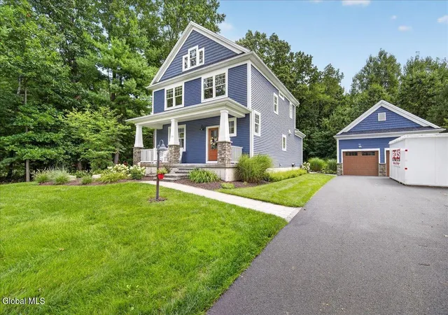 Photo 2 of Single family home for sale at 10 Emerald Ter, Clifton Park, NY 12065 | MLS# 202624691 | Listing updated on 2026-09-18