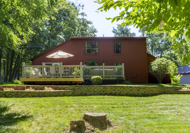 Photo 2 of Sale Pending at 19 Meadow Rue Pl, Malta, NY 12020 | MLS# 202624780 | Listing updated on 2026-08-27
