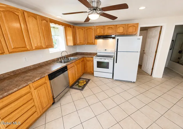 4th image of 6963 Fuller Station Rd, Schenectady, NY 12303 | MLS# 202623881