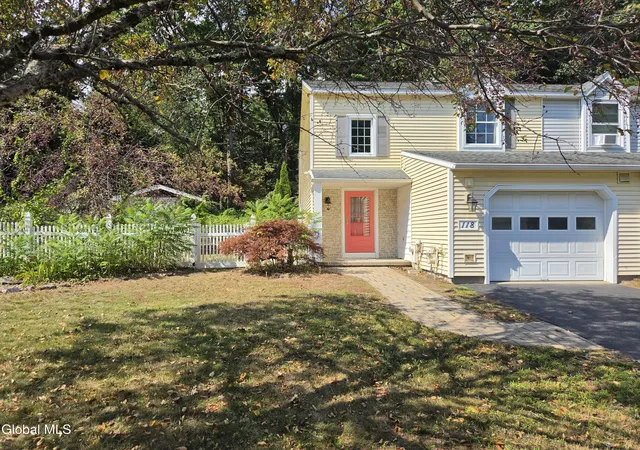 Photo 3 of Sale Pending at 118 Deer Run Dr, Ballston Spa, NY 12020 | MLS# 202624086 | Listing updated on 2026-08-27