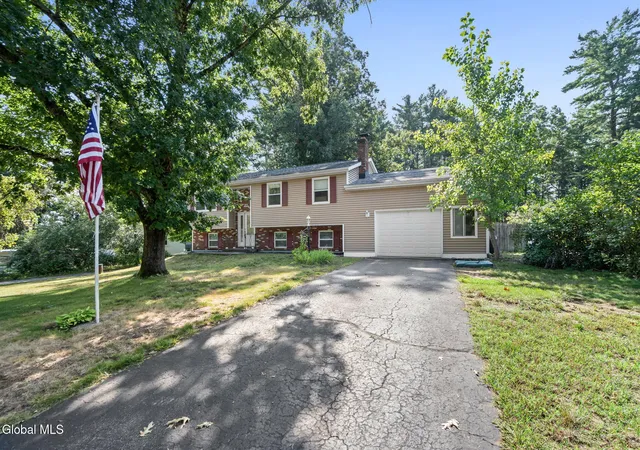 Photo 2 of Sale Pending at 17 Ichabod Ln, Milton, NY 12020 | MLS# 202624833 | Listing updated on 2026-08-31