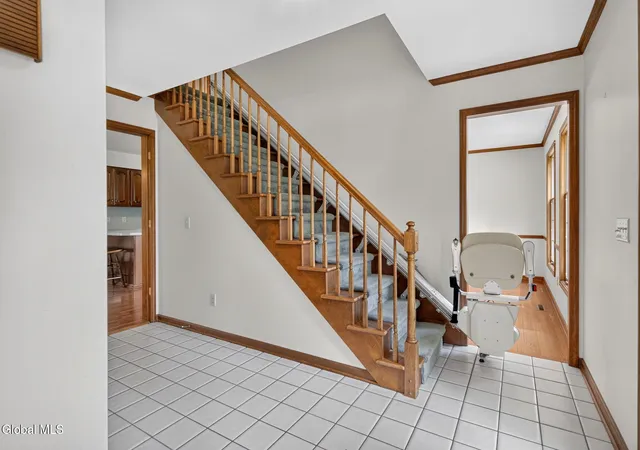 Photo 3 of Sale Pending at 5 Brookhaven Dr, Schenectady, NY 12309 | MLS# 202624013 | Listing updated on 2026-09-17