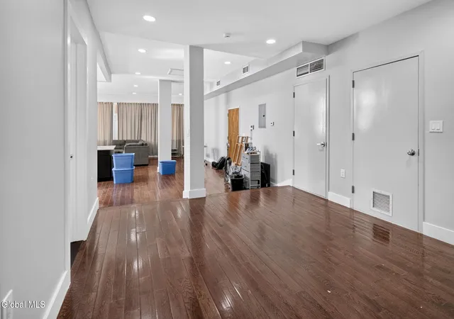 Listing Photo 4 - Condo for sale in building located at 83 Beaver St, Albany, NY 12207