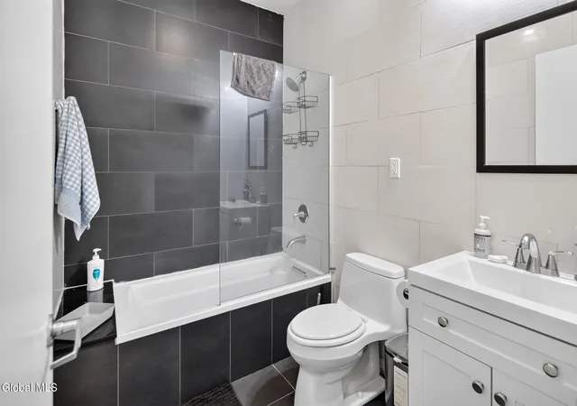 Listing Photo 5 - Condo for sale in building located at 83 Beaver St, Albany, NY 12207