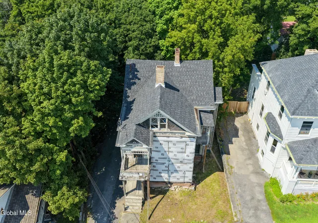 Photo 3 of Multi family home for sale at 11 Summit Ave, Catskill, NY 12414 | MLS# 202624035 | Listing updated on 2026-08-27