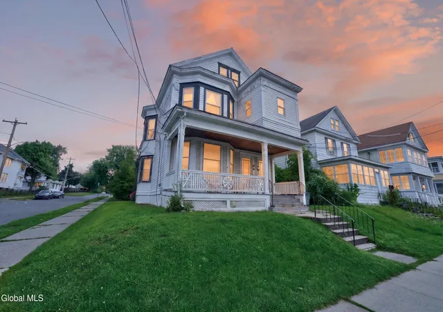 Photo 2 of Sale Pending at 677 Washington Ave, Albany, NY 12206 | MLS# 202624204 | Listing updated on 2026-08-28