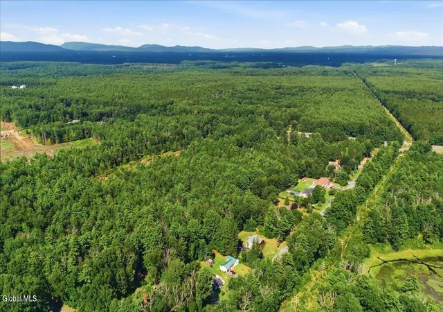 40th image of 162 Spier Falls Rd, Gansevoort, NY 12831 | MLS# 202624135