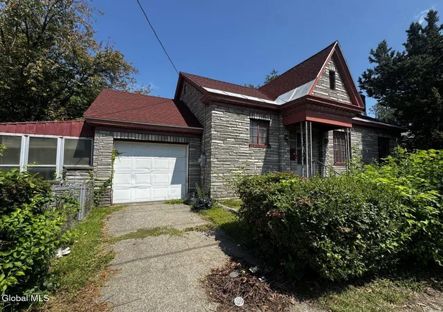 Photo 2 of Sale Pending at 111 6th Avenue, Troy, NY 12180 | MLS# 202624142 | Listing updated on 2026-08-27
