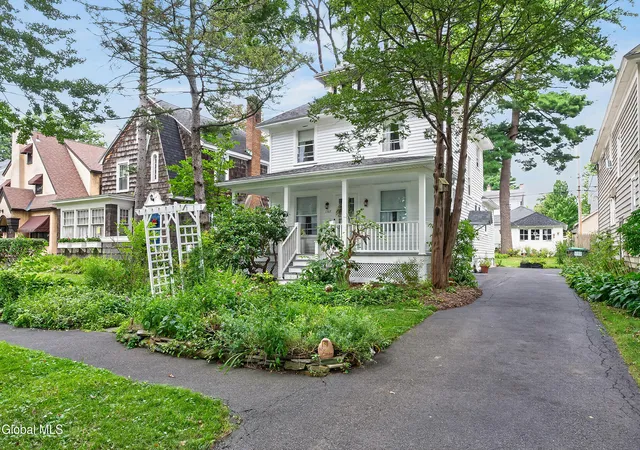 Photo 1 of Sale Pending at 1362 Myron St, Niskayuna, NY 12309 | MLS# 202624899 | Listing updated on 2026-09-01