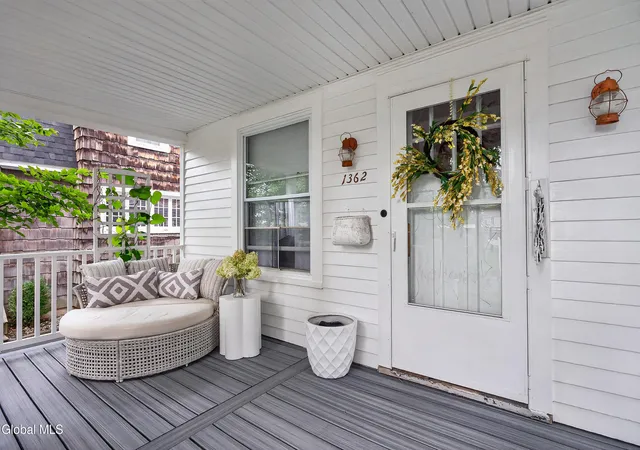 Photo 2 of Sale Pending at 1362 Myron St, Niskayuna, NY 12309 | MLS# 202624899 | Listing updated on 2026-09-01