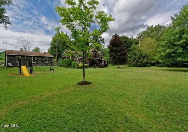 Photo 4 of Single family home for sale at 1129 Berne Altamont Rd, Guilderland, NY 12009 | MLS# 202624715 | Listing updated on 2026-08-26