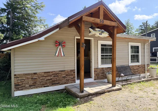 2nd image of 50 W Shore Rd, Stratford, NY 13470 | MLS# 202624295