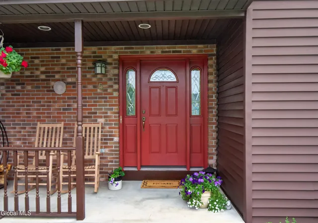 Photo 3 of Sale Pending at 5 Miller Ct, Ballston, NY 12027 | MLS# 202624659 | Listing updated on 2026-08-31