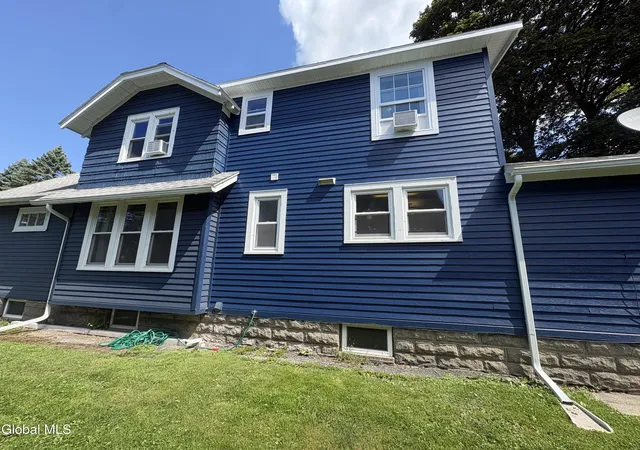Photo 3 of Sale Pending at 1154 Palmer Ave, Schenectady, NY 12309 | MLS# 202624406 | Listing updated on 2026-09-03