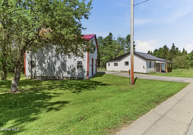 Photo 29 of Single family home for sale at 1906 Ny 10, Caroga Lake, NY 12032 | MLS# 202624791 | Listing updated on 2026-08-27