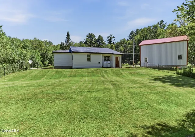 Photo 2 of Single family home for sale at 1906 Ny 10, Caroga Lake, NY 12032 | MLS# 202624791 | Listing updated on 2026-08-27