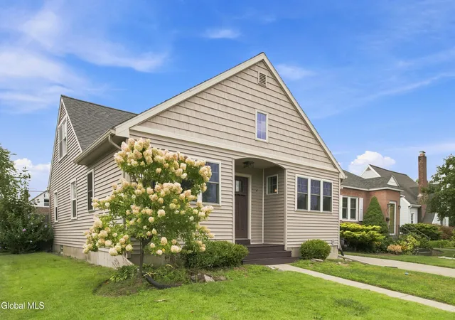 Photo 2 of Sale Pending at 197 Sycamore St, Albany, NY 12209 | MLS# 202624498 | Listing updated on 2026-08-31