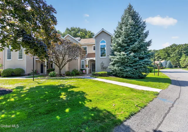 Photo 3 of Condo for sale at 4806 S Foxwood Dr, Clifton Park, NY 12065 | MLS# 202624735 | Listing updated on 2026-09-28