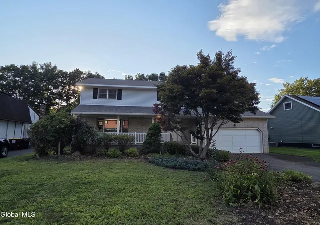 Photo 2 of Sale Pending at 1022 St Lucille Dr, Rotterdam, NY 12306 | MLS# 202624523 | Listing updated on 2026-09-08