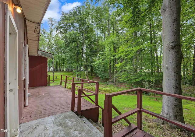 Photo 3 of Sale Pending at 35 Wildwood Ln, Bethlehem, NY 12158 | MLS# 202624803 | Listing updated on 2026-09-02