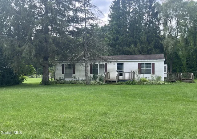 2nd image of 172 Ferry Blvd, South Glens Falls, NY 12803 | MLS# 202624504