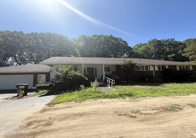 1st image of 181 S Kingsboro Ave, Gloversville, NY 12078 | MLS# 202624596