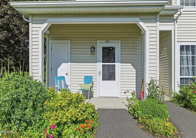 1st image of 824 Ridge Cir, Troy, NY 12182 | MLS# 202624605