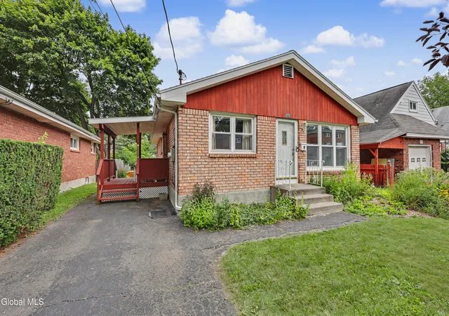 Photo 2 of Sale Pending at 678 Providence St, Albany, NY 12208 | MLS# 202624714 | Listing updated on 2026-08-31