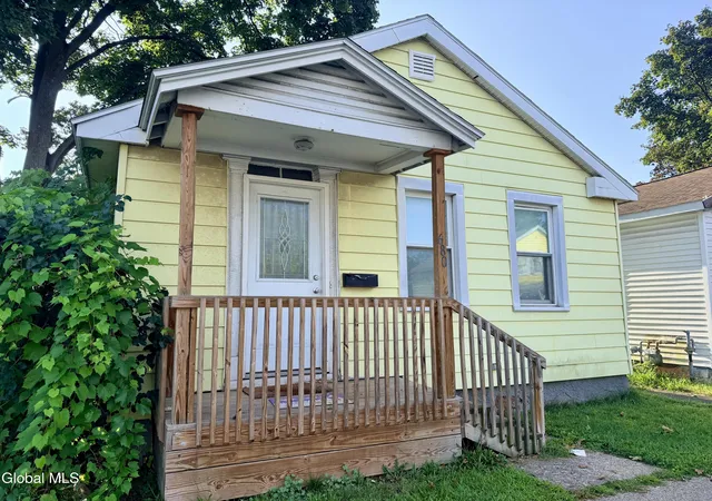 Photo 1 of Single family home for sale at 680 5th Ave, Troy, NY 12182 | MLS# 202624763 | Listing updated on 2026-09-16