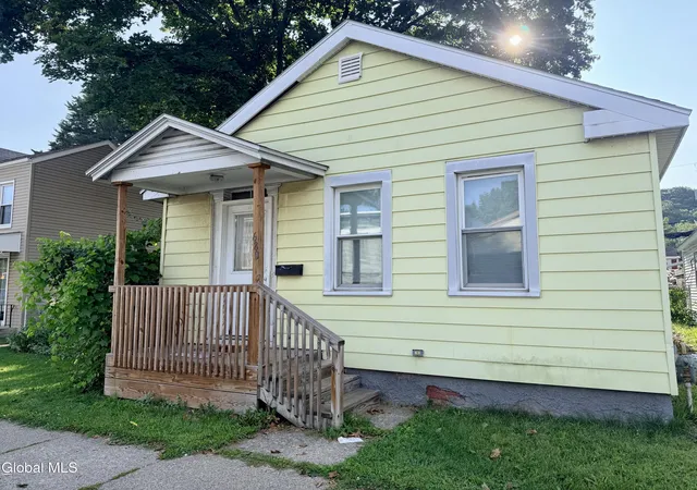 Photo 2 of Single family home for sale at 680 5th Ave, Troy, NY 12182 | MLS# 202624763 | Listing updated on 2026-09-16